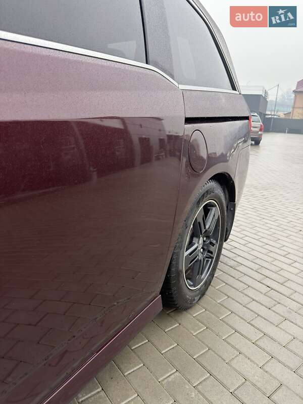 Мінівен Honda Odyssey 2012 в Хусті