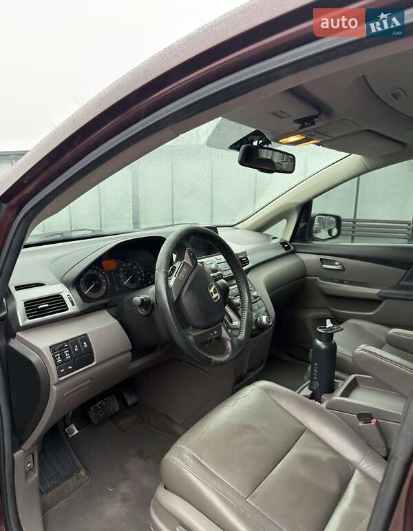 Мінівен Honda Odyssey 2012 в Хусті