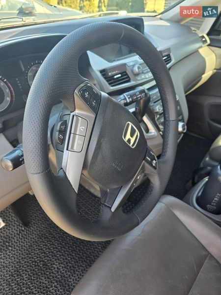Мінівен Honda Odyssey 2012 в Хусті
