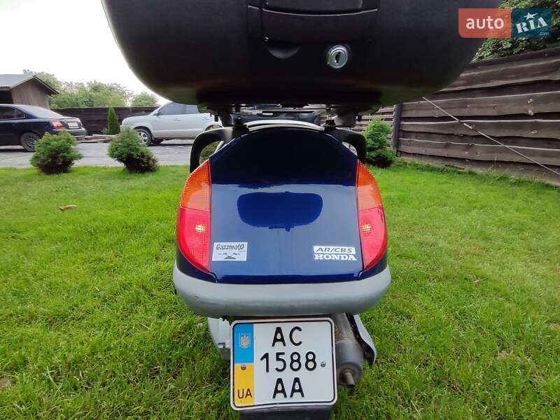 Максі-скутер Honda Pantheon 125 2002 в Сокалі