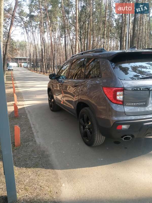 Внедорожник / Кроссовер Honda Passport 2019 в Киеве