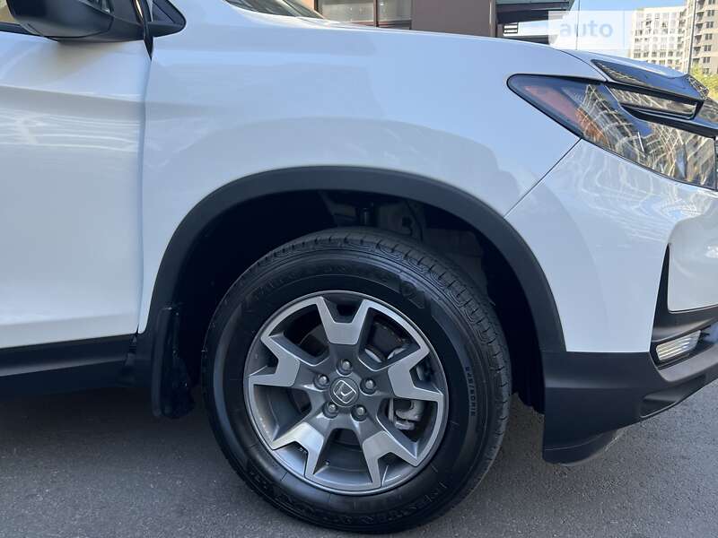 Внедорожник / Кроссовер Honda Passport 2022 в Киеве