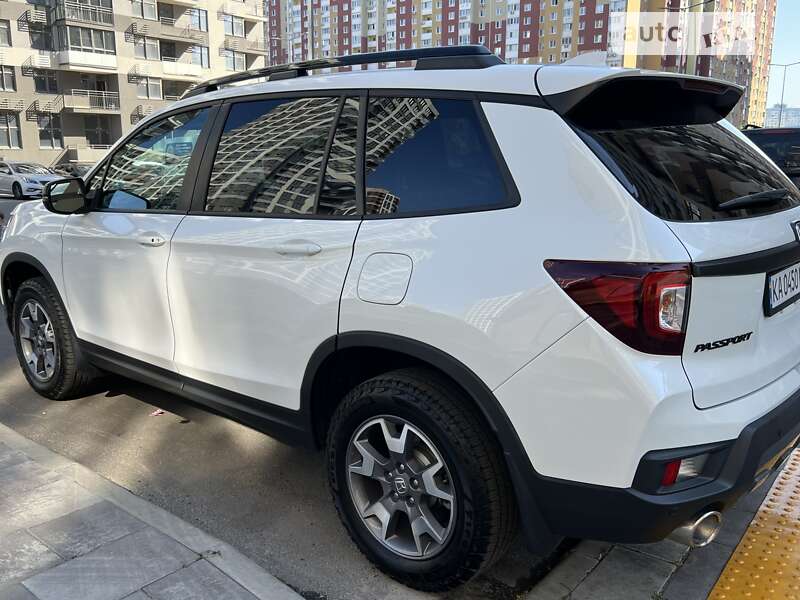 Внедорожник / Кроссовер Honda Passport 2022 в Киеве