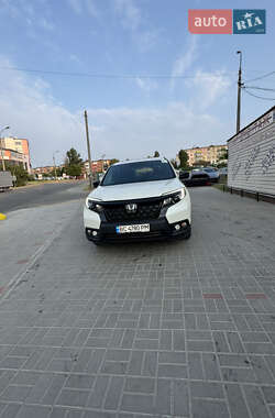 Внедорожник / Кроссовер Honda Passport 2019 в 