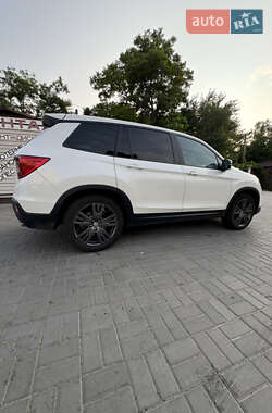 Внедорожник / Кроссовер Honda Passport 2019 в 