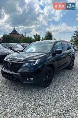 Внедорожник / Кроссовер Honda Passport 2021 в 