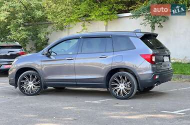 Внедорожник / Кроссовер Honda Passport 2019 в 