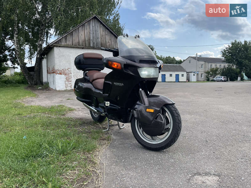 Мотоцикл Спорт-туризм Honda PC 800 Pacific Coast 1998 в 