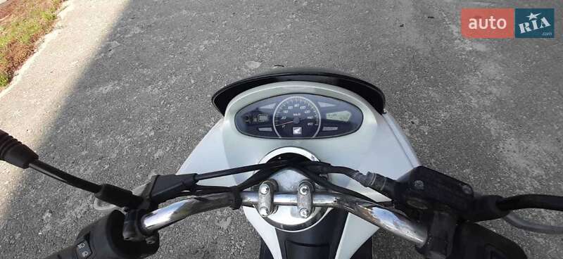 Макси-скутер Honda PCX 125 2010 в Каменец-Подольском