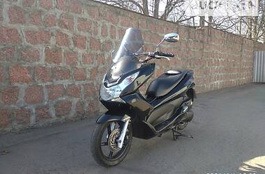 Макси-скутер Honda PCX 125 2010 в Кропивницком