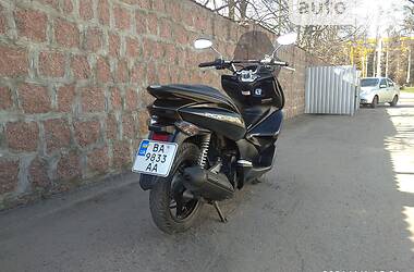 Макси-скутер Honda PCX 125 2010 в Кропивницком