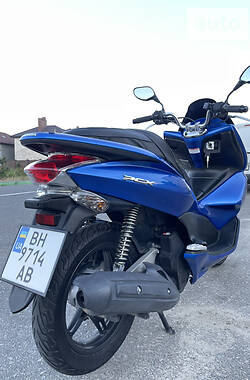 Скутер Honda PCX 125 2012 в Черноморске