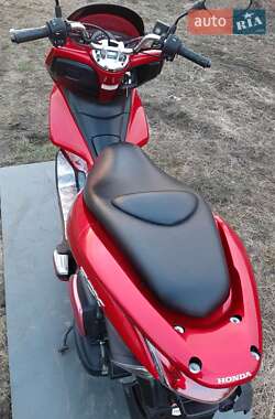 Макси-скутер Honda PCX 125 2012 в 