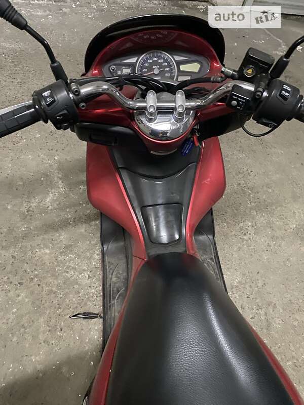 Мотороллер Honda PCX 125 2012 в Киеве