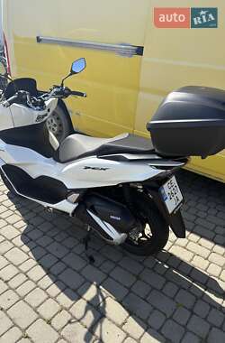 Вантажні моторолери, мотоцикли, скутери, мопеди Honda PCX 125 2023 в 