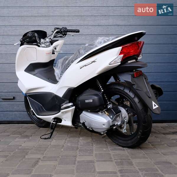 Максі-скутер Honda PCX 125 2015 в Білій Церкві