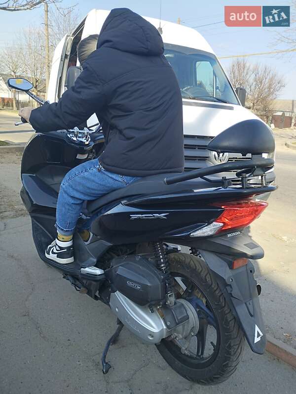 Макси-скутер Honda PCX 125 2014 в Вознесенске