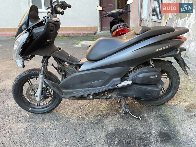 Мопеды Honda PCX 125 2014 в Львове