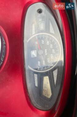 Макси-скутер Honda PCX 125 2010 в  фото 4 Макси-скутер Honda PCX 125 2010 в