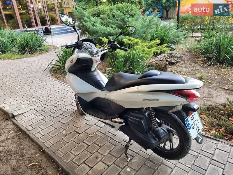 Грузовые мотороллеры, мотоциклы, скутеры, мопеды Honda PCX 125 2010 в Запорожье