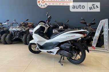 Макси-скутер Honda PCX 150 2014 в Сумах