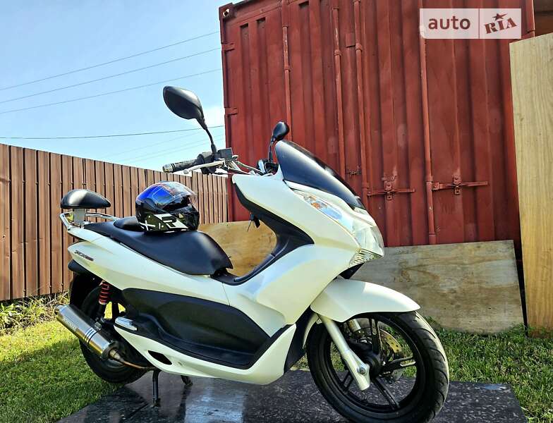 Макси-скутер Honda PCX 150 2014 в Николаеве