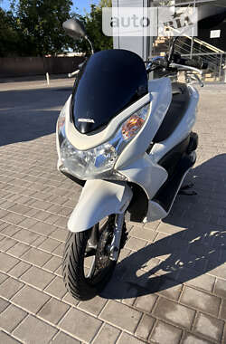 Максі-скутер Honda PCX 150 2014 в Житомирі