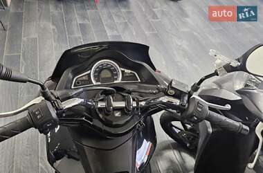Скутер Honda PCX 150 2015 в 