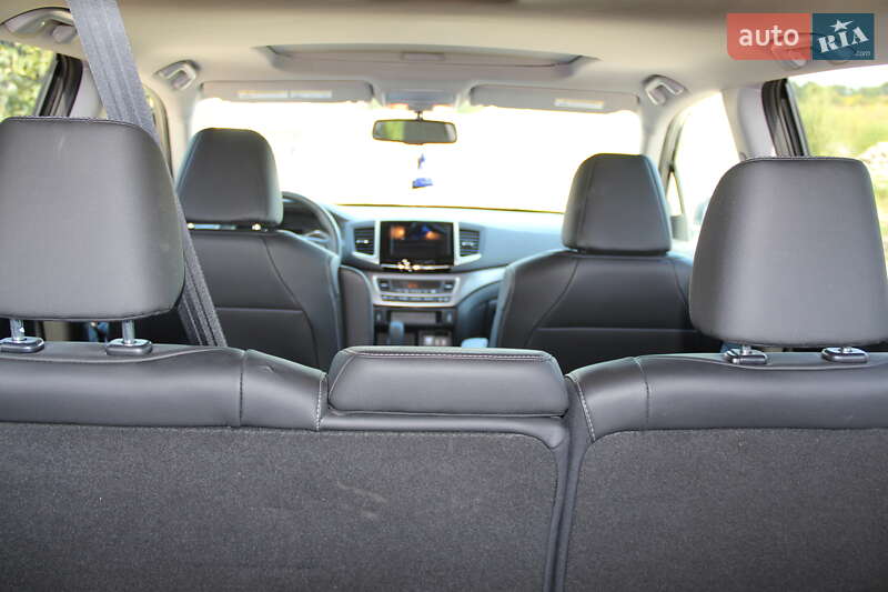 Позашляховик / Кросовер Honda Pilot 2018 в Києві