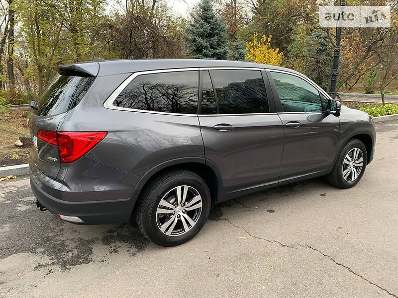 Внедорожник / Кроссовер Honda Pilot 2018 в Киеве