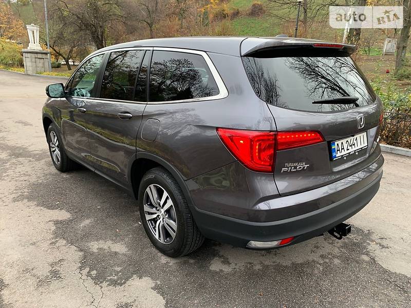 Внедорожник / Кроссовер Honda Pilot 2018 в Киеве