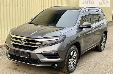 Внедорожник / Кроссовер Honda Pilot 2016 в 