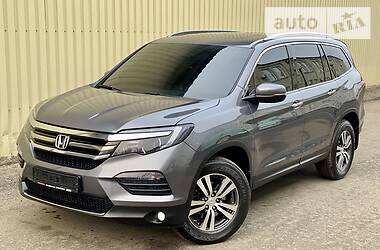 Позашляховик / Кросовер Honda Pilot 2016 в Києві