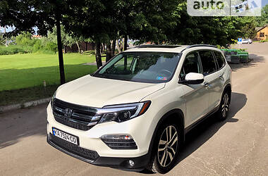 Внедорожник / Кроссовер Honda Pilot 2018 в Киеве