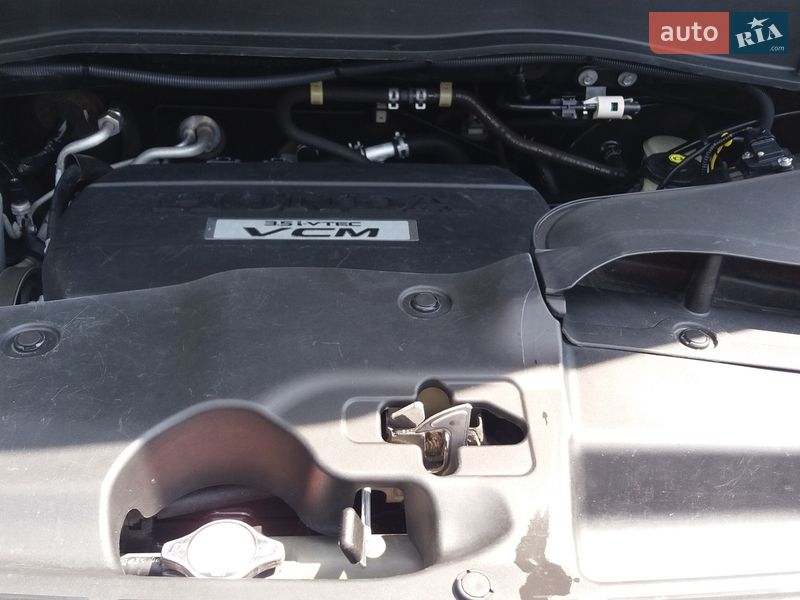 Позашляховик / Кросовер Honda Pilot 2008 в Запоріжжі