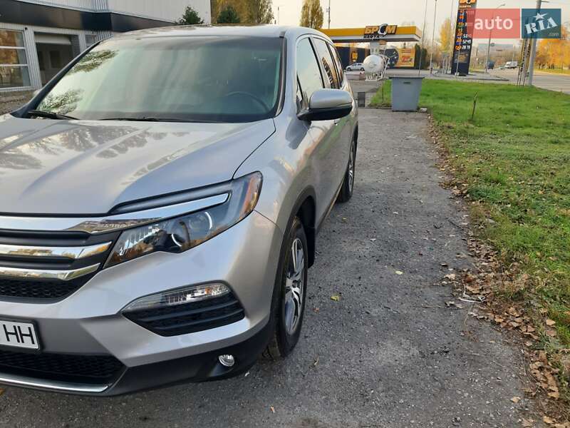 Внедорожник / Кроссовер Honda Pilot 2017 в Харькове