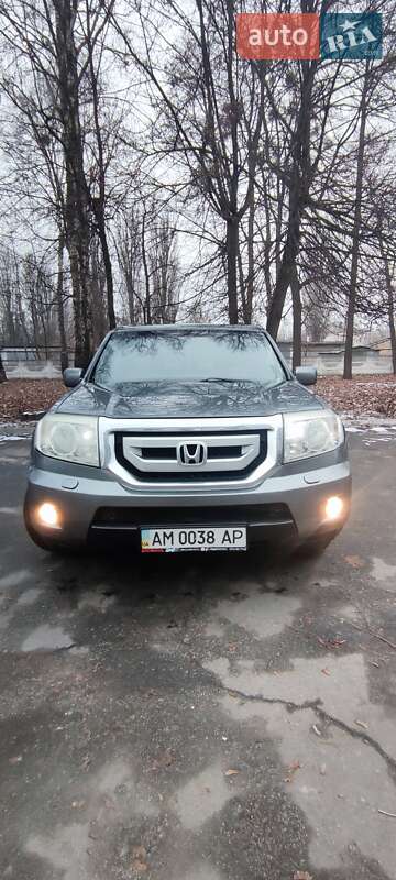 Внедорожник / Кроссовер Honda Pilot 2010 в Звягеле
