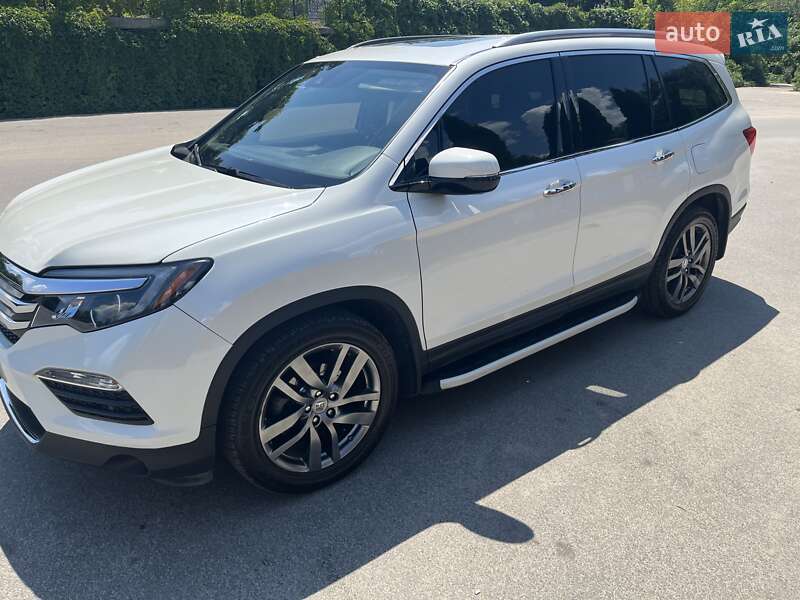 Позашляховик / Кросовер Honda Pilot 2017 в Дніпрі фото 12 Позашляховик / Кросовер Honda Pilot 2017 в Дніпрі
