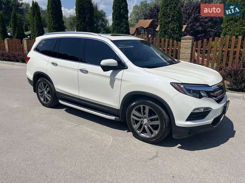 Позашляховик / Кросовер Honda Pilot 2017 в Дніпрі фото 17 Позашляховик / Кросовер Honda Pilot 2017 в Дніпрі