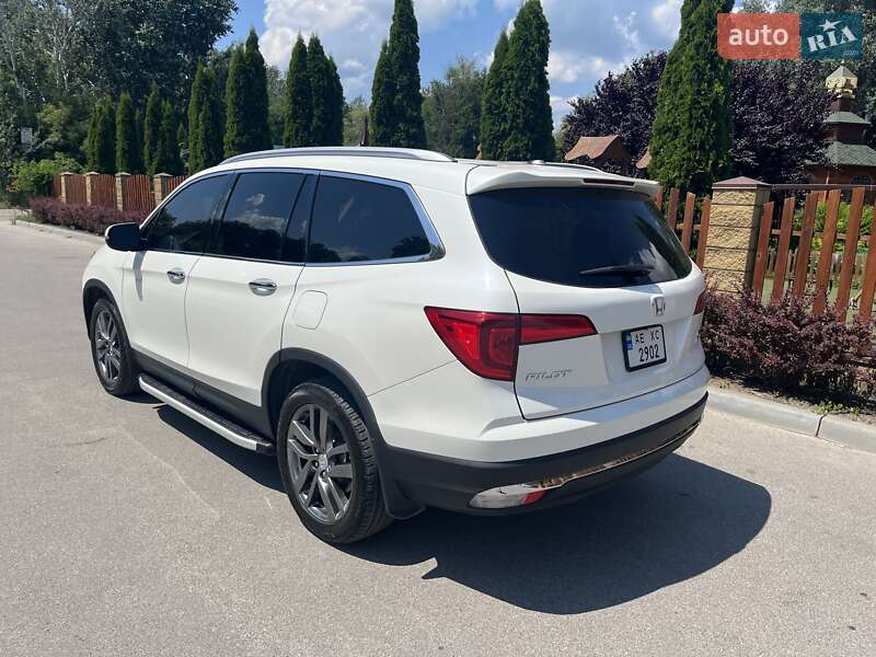 Позашляховик / Кросовер Honda Pilot 2017 в Дніпрі фото 19 Позашляховик / Кросовер Honda Pilot 2017 в Дніпрі