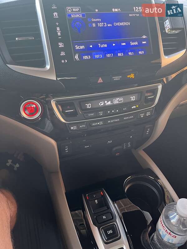 Позашляховик / Кросовер Honda Pilot 2017 в Дніпрі фото 22 Позашляховик / Кросовер Honda Pilot 2017 в Дніпрі