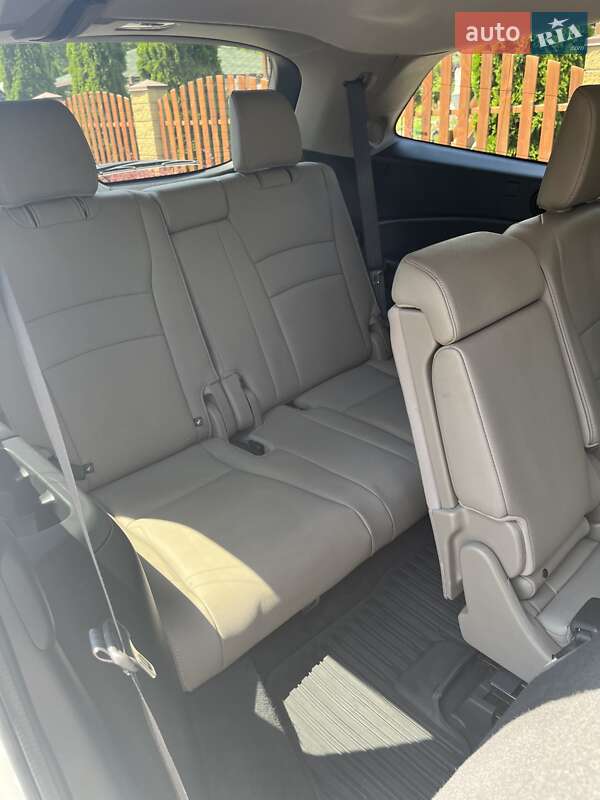 Позашляховик / Кросовер Honda Pilot 2017 в Дніпрі фото 37 Позашляховик / Кросовер Honda Pilot 2017 в Дніпрі