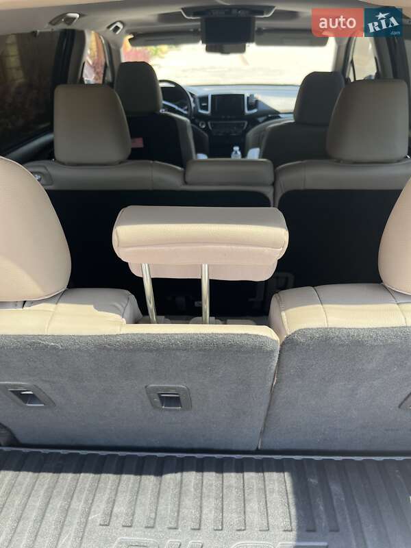 Позашляховик / Кросовер Honda Pilot 2017 в Дніпрі фото 41 Позашляховик / Кросовер Honda Pilot 2017 в Дніпрі