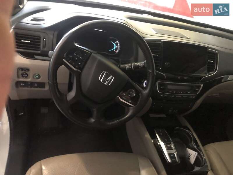 Внедорожник / Кроссовер Honda Pilot 2018 в Киеве фото 6 Внедорожник / Кроссовер Honda Pilot 2018 в Киеве