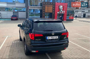 Внедорожник / Кроссовер Honda Pilot 2018 в 