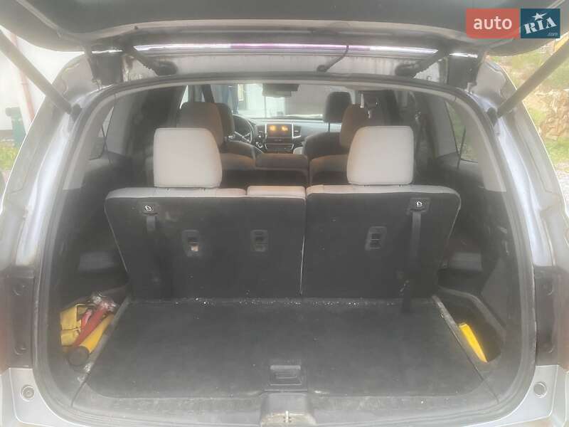 Внедорожник / Кроссовер Honda Pilot 2016 в Львове