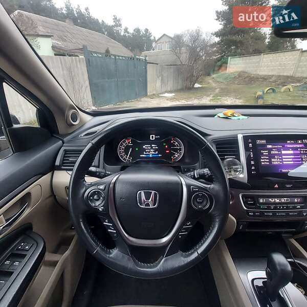 Внедорожник / Кроссовер Honda Pilot 2017 в Харькове