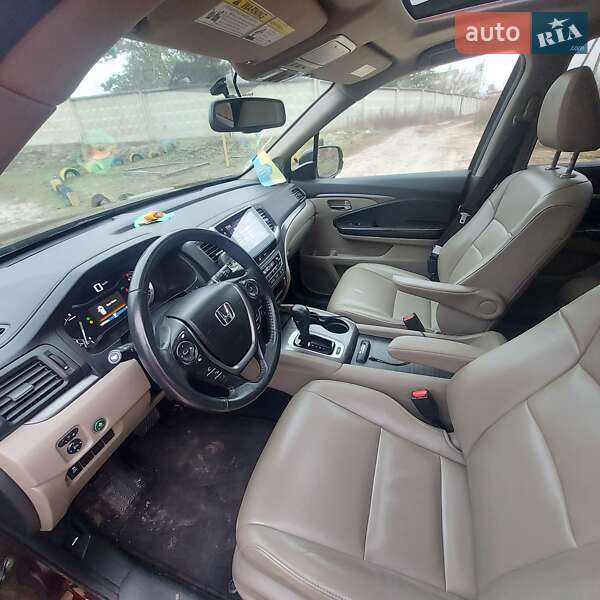 Внедорожник / Кроссовер Honda Pilot 2017 в Харькове
