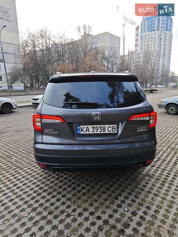 Внедорожник / Кроссовер Honda Pilot 2022 в Киеве