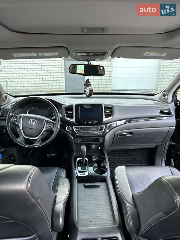 Внедорожник / Кроссовер Honda Pilot 2016 в Запорожье